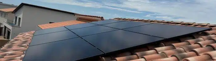 Pourquoi vos panneaux solaires font bon ménage avec votre climatisation